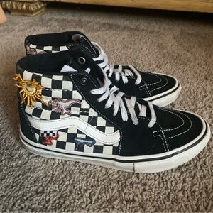 Vans off the wall Skateistan Black and White High-Top unisex Sneakers